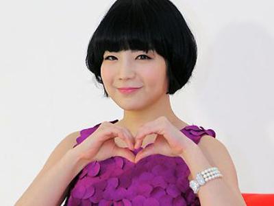 Amy, Entertainer Korea yang Operasi Wajahnya Hingga 5 Kali